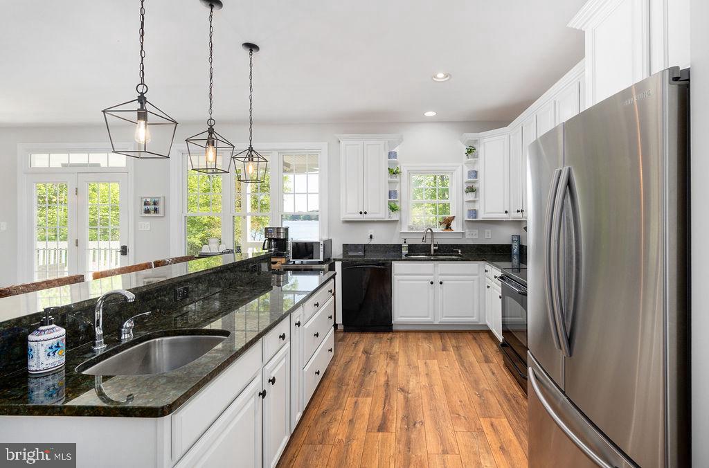 ANNA HIGHVIEW - Residential