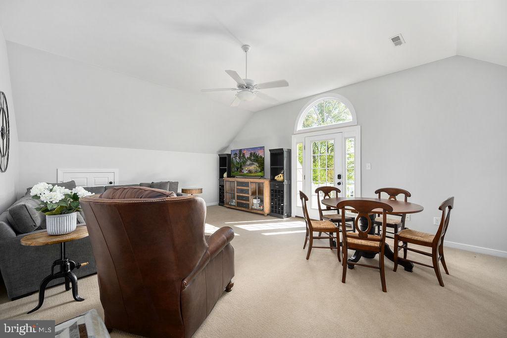 ANNA HIGHVIEW - Residential