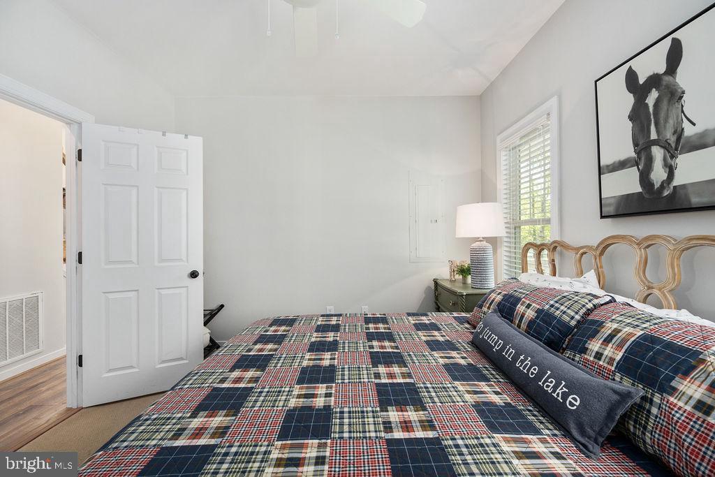 ANNA HIGHVIEW - Residential