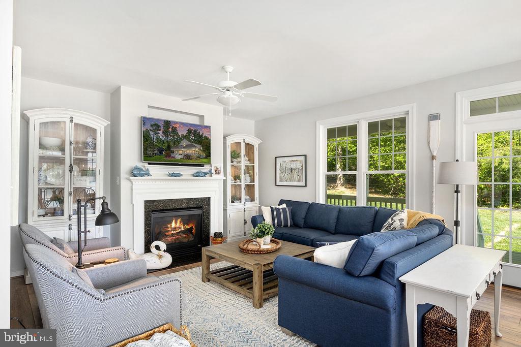 ANNA HIGHVIEW - Residential