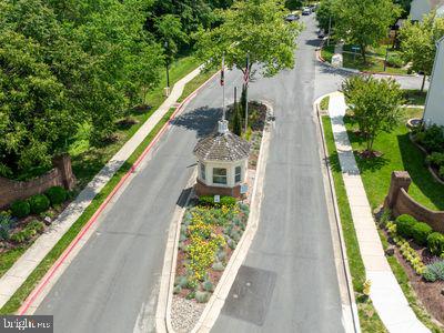 CARRIAGE PINES - Residential