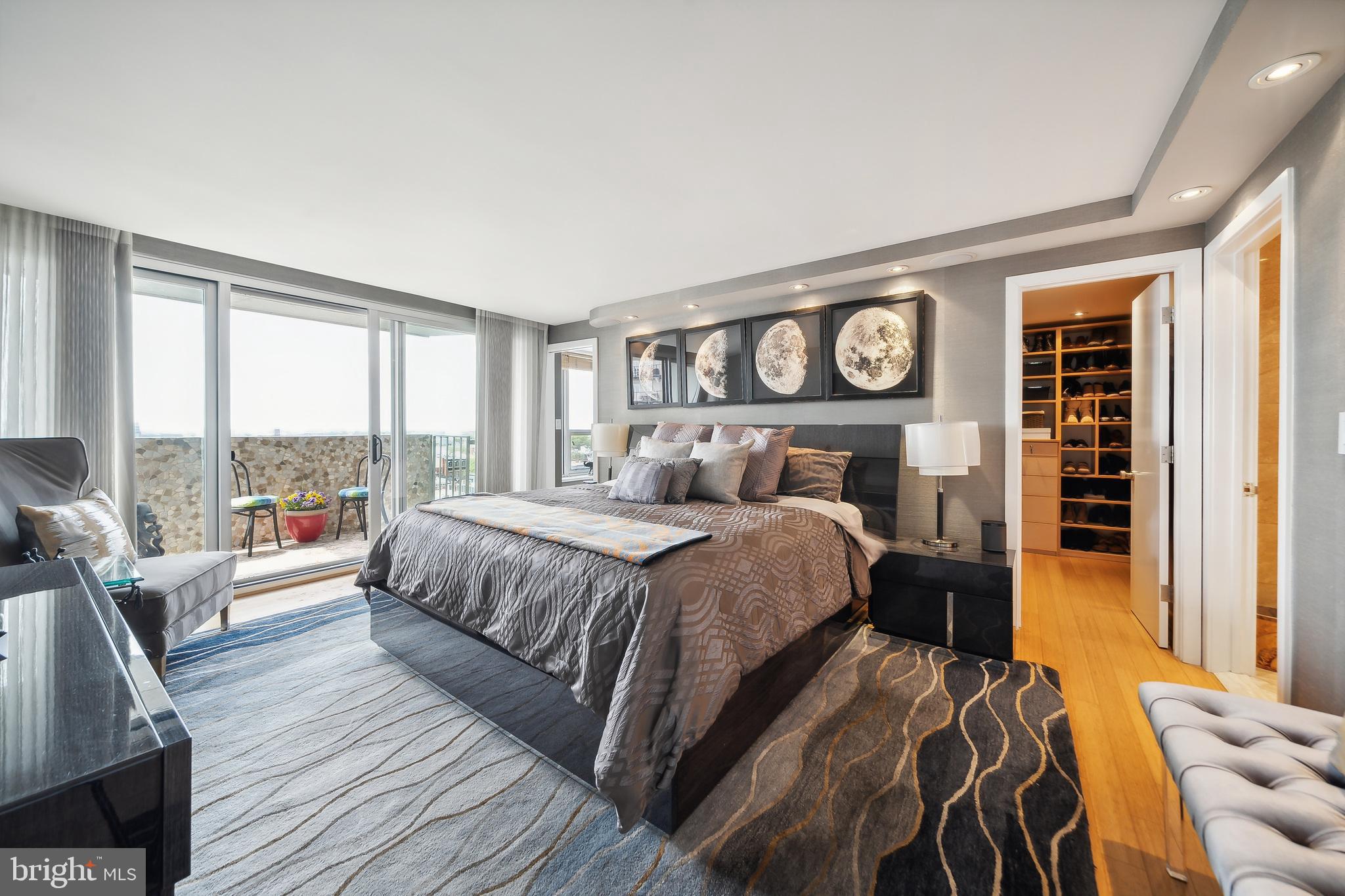 PHILADELPHIA - Residential