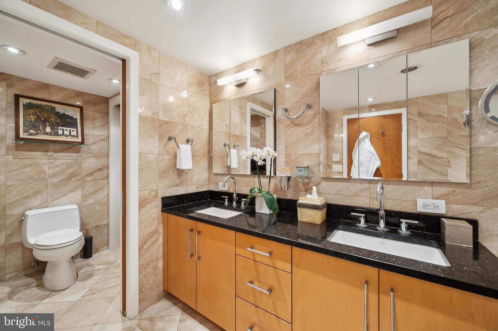 PHILADELPHIA - Residential