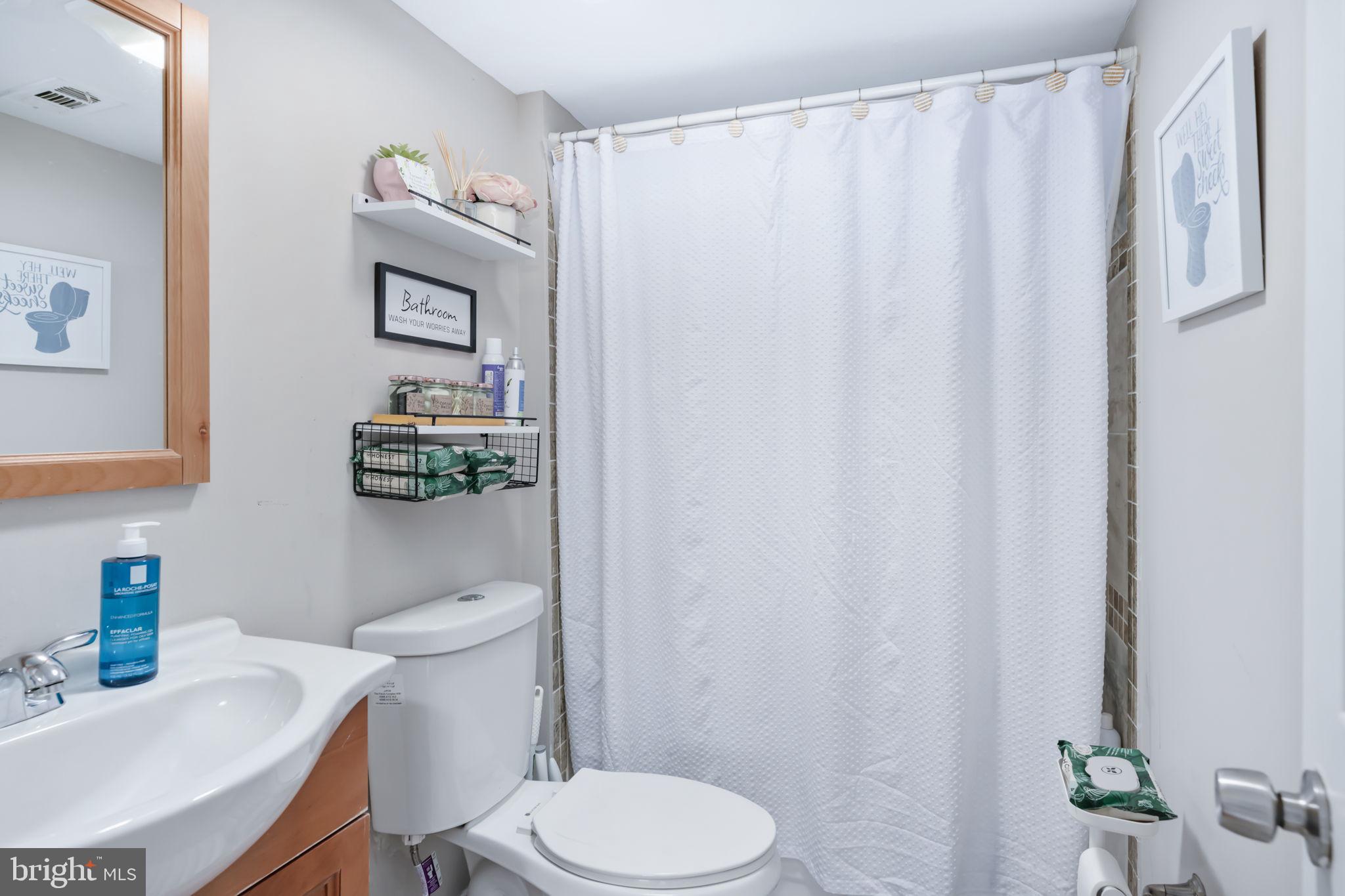 JEFFERSON MEWS - Residential