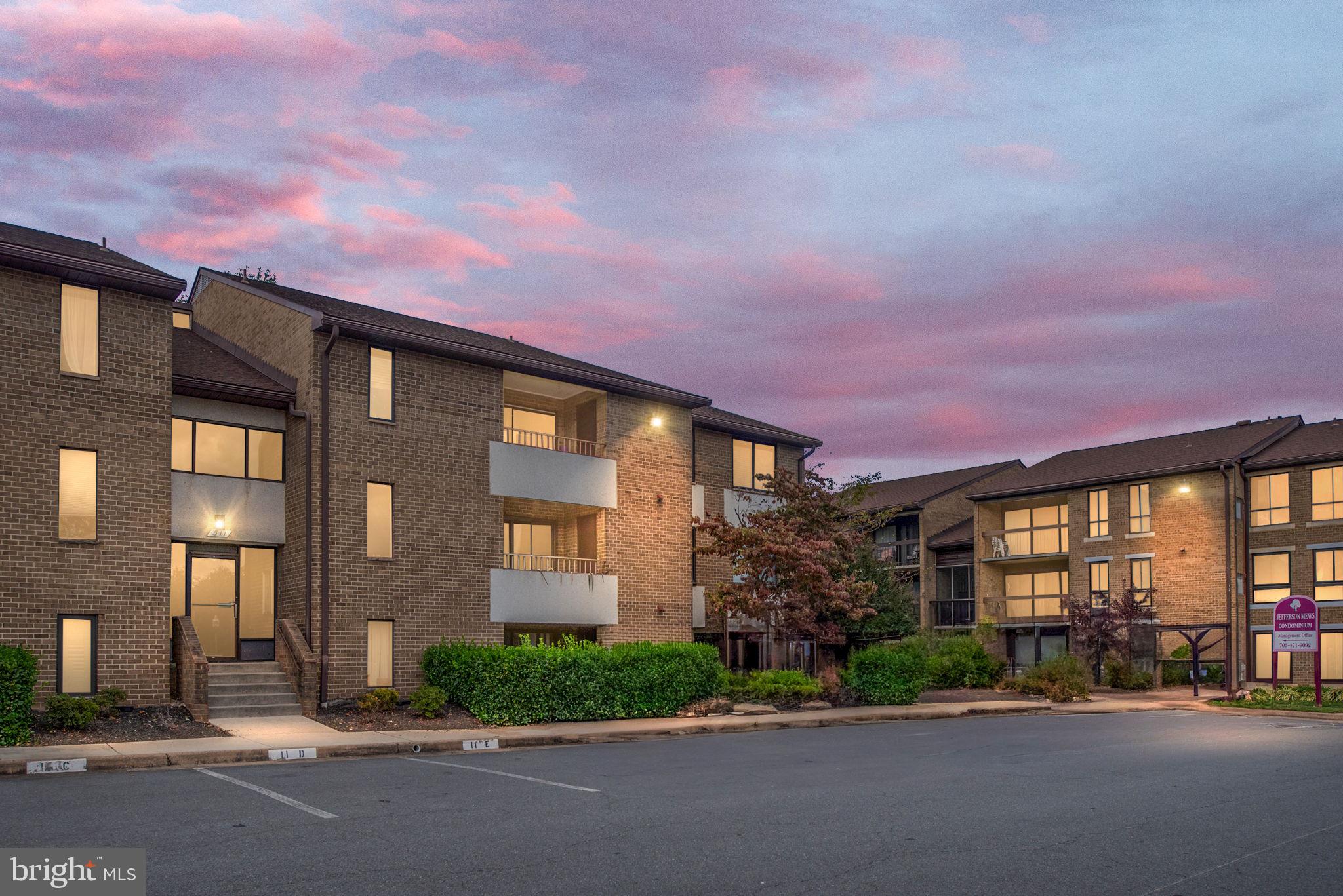 JEFFERSON MEWS - Residential