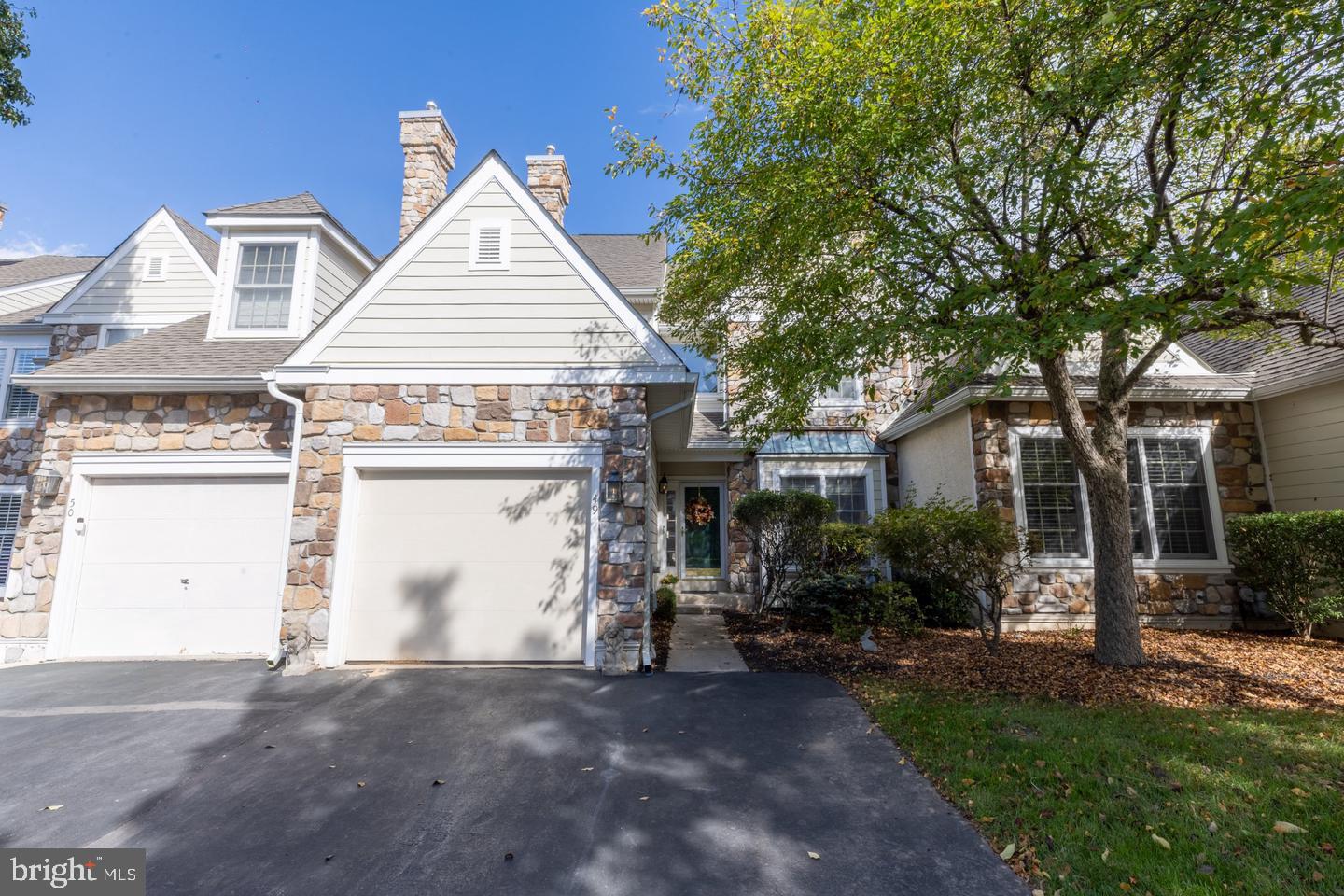 49 LONGVIEW CIRCLE
