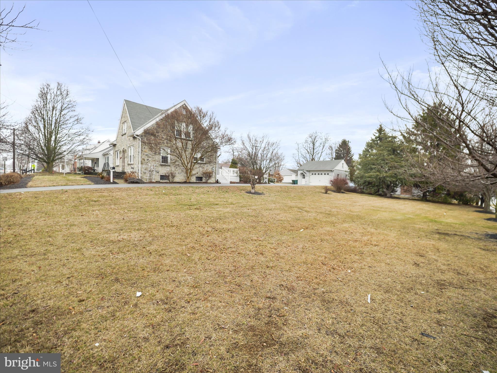 HAGERSTOWN - Residential