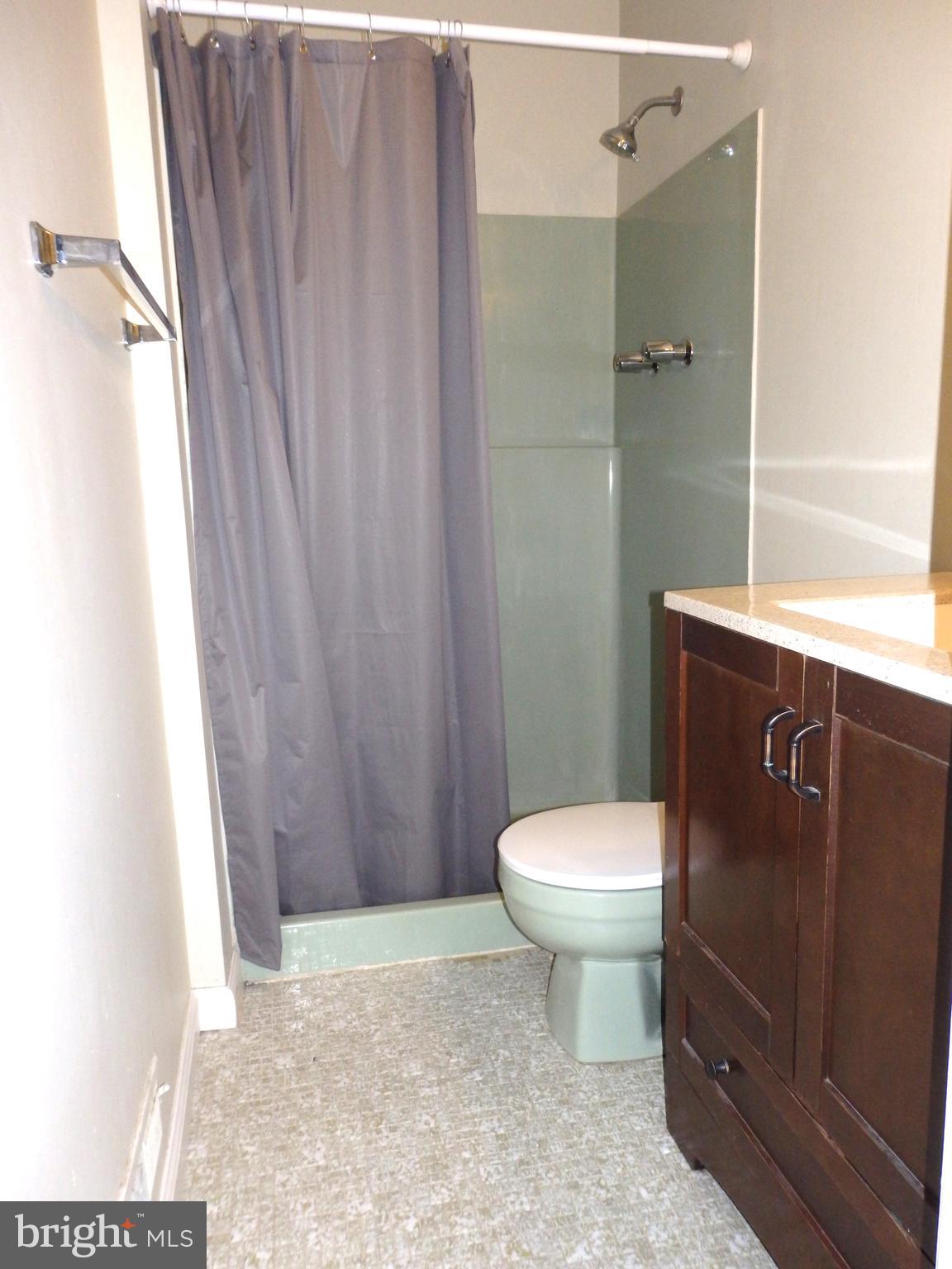 QUAKER RUN - Residential