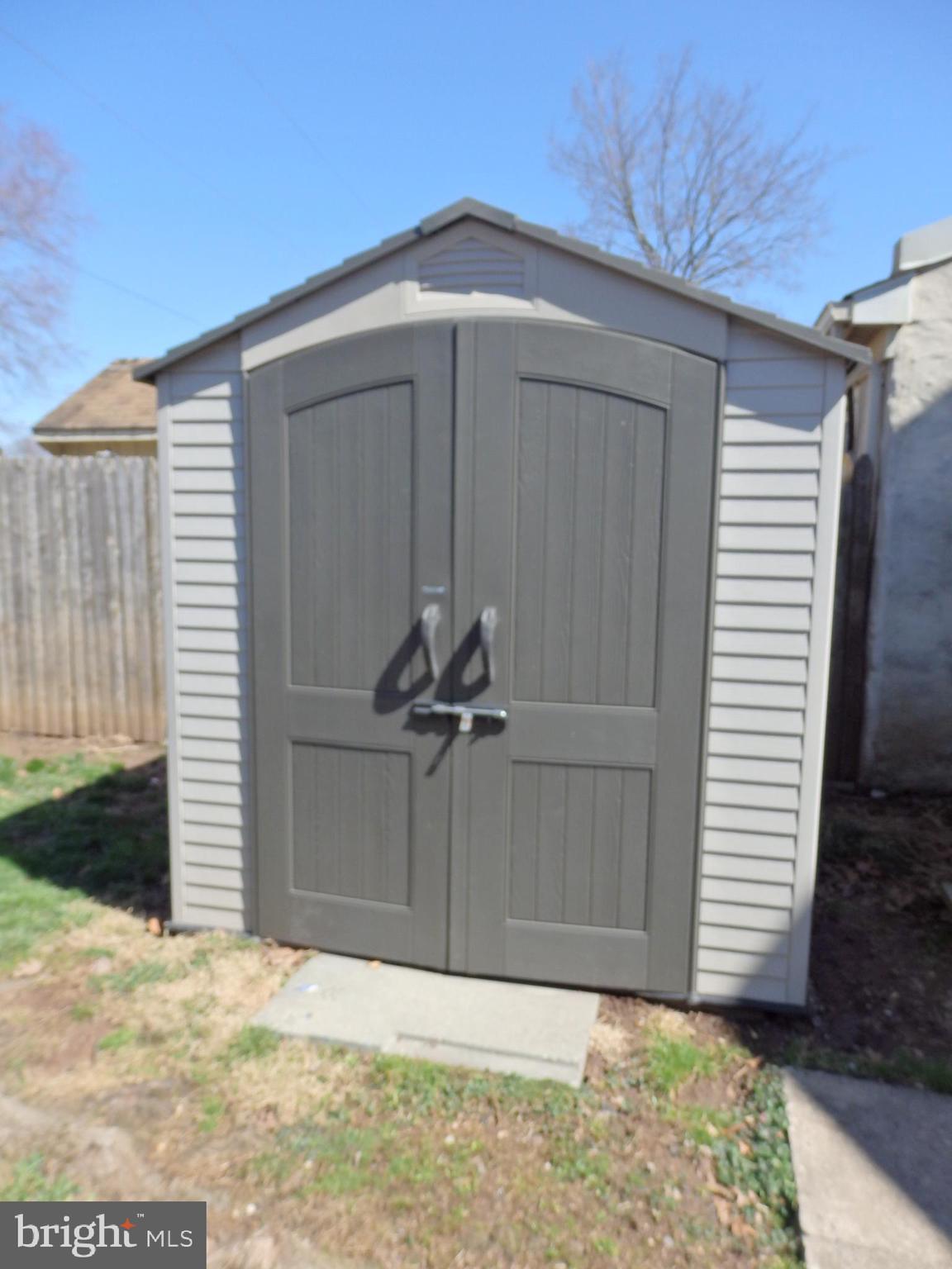 QUAKER RUN - Residential