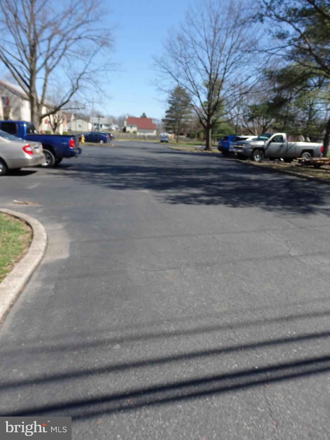 QUAKER RUN - Residential