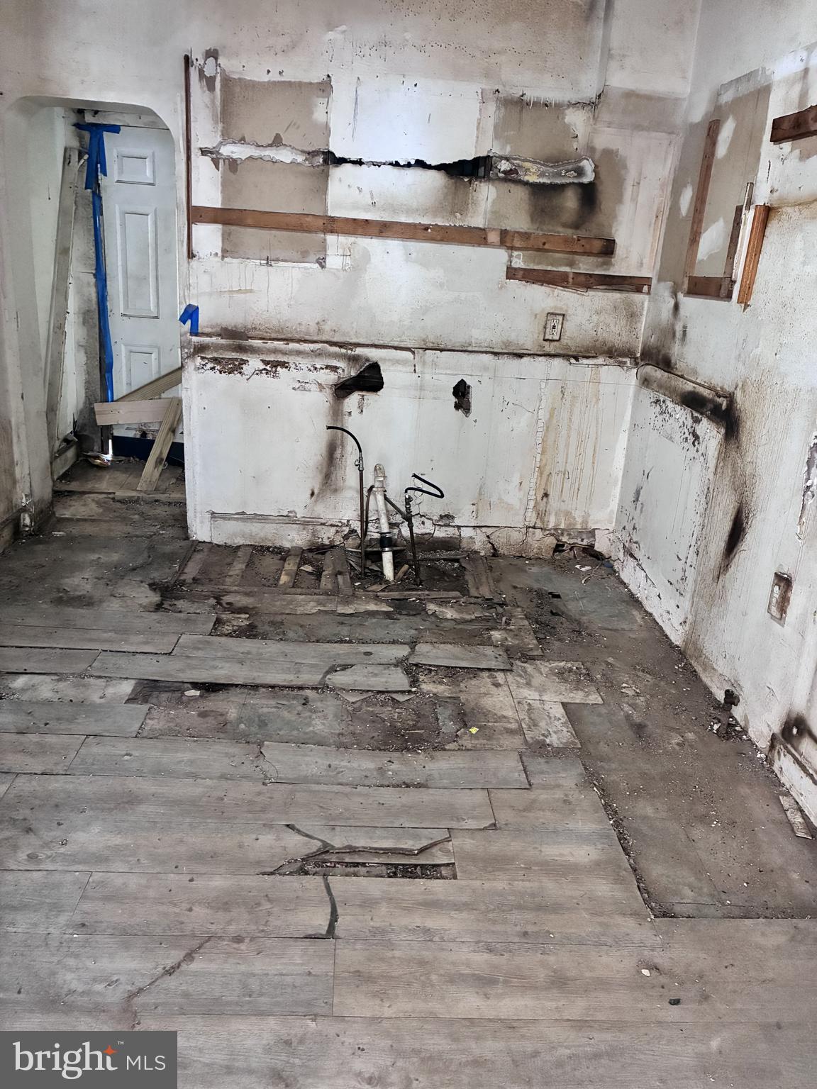 KENSINGTON - Residential