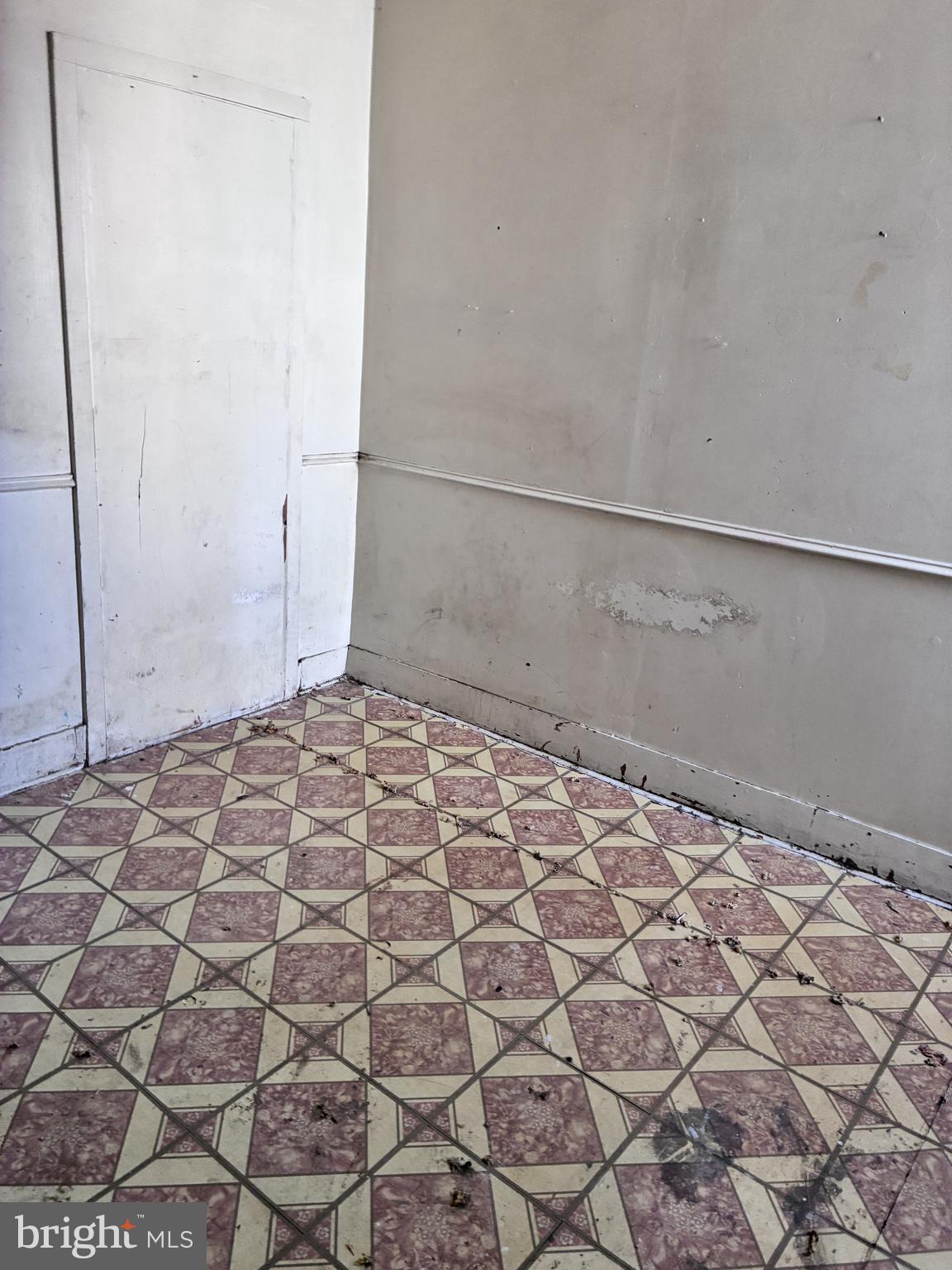 KENSINGTON - Residential