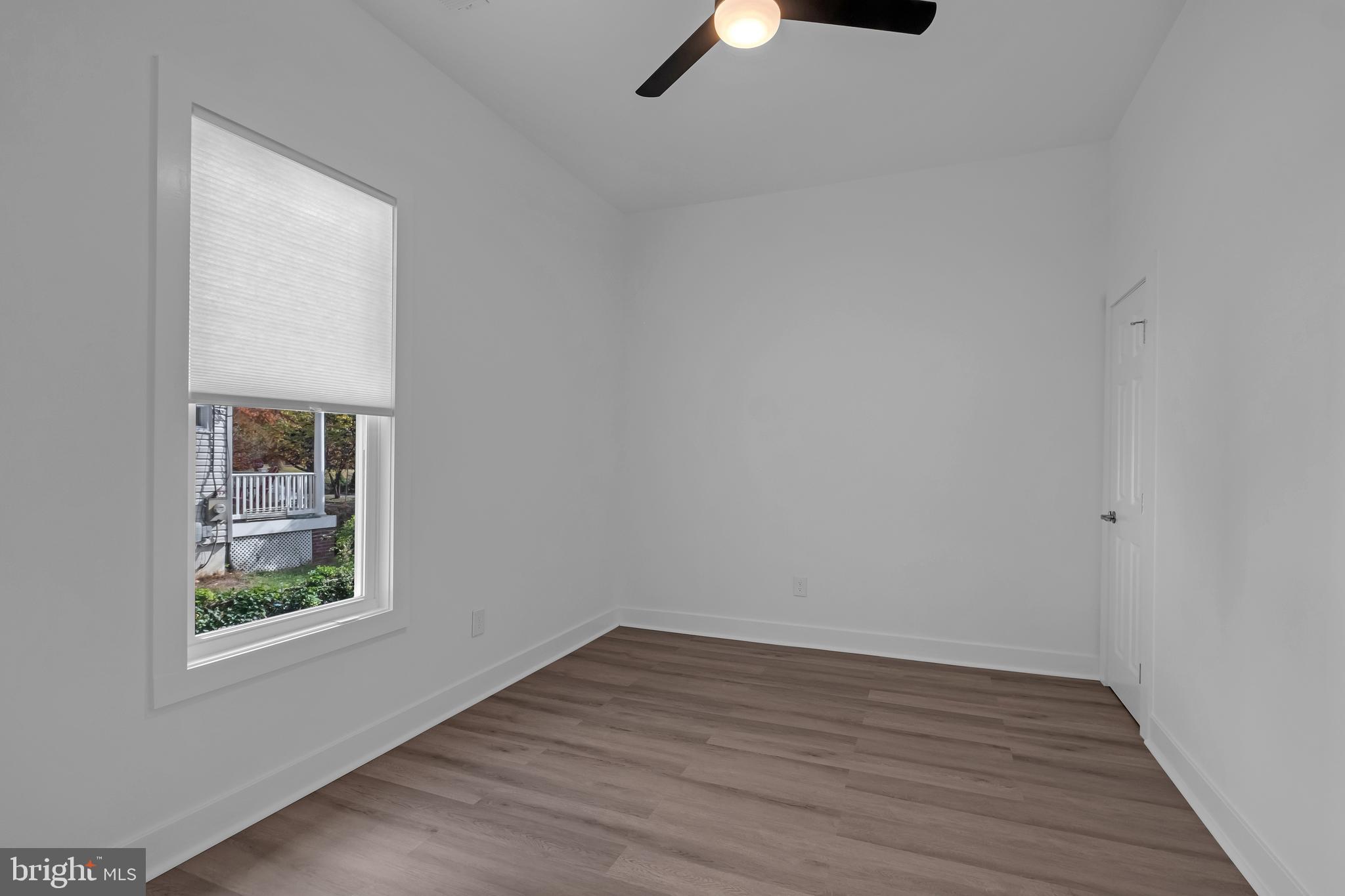 MT RAINIER - Residential