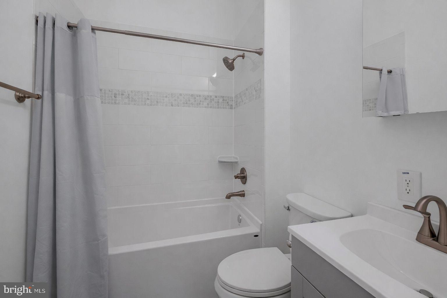 MT RAINIER - Residential