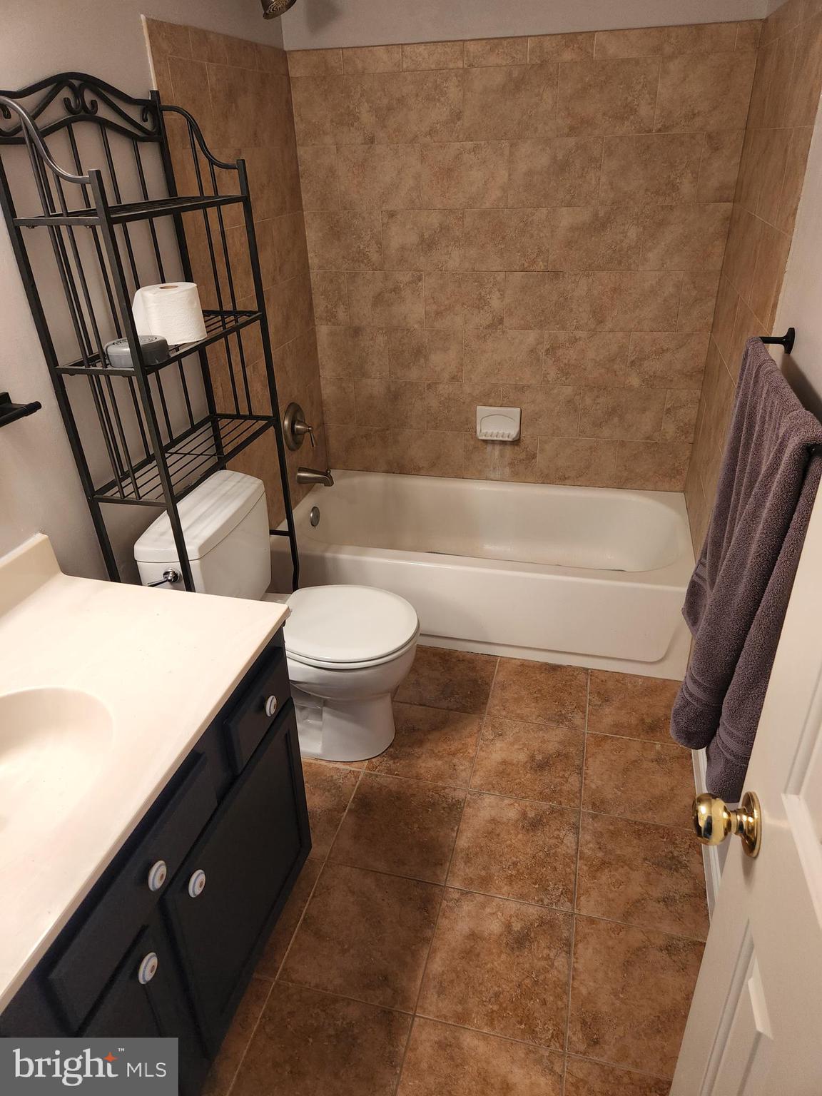 WOODSTONE - Residential Lease