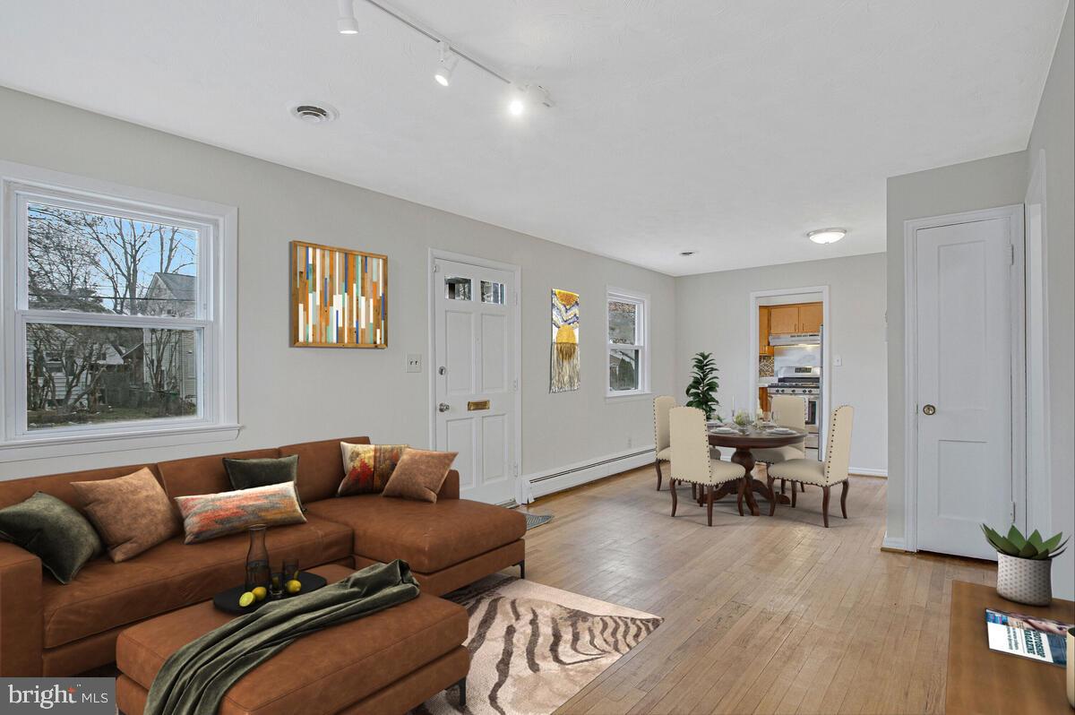 GREEN HILL PARK - Residential