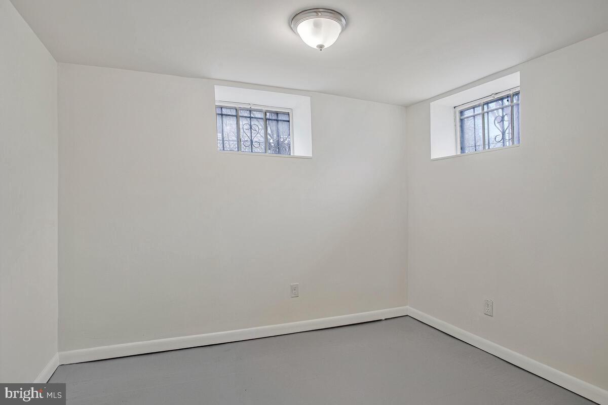 GREEN HILL PARK - Residential