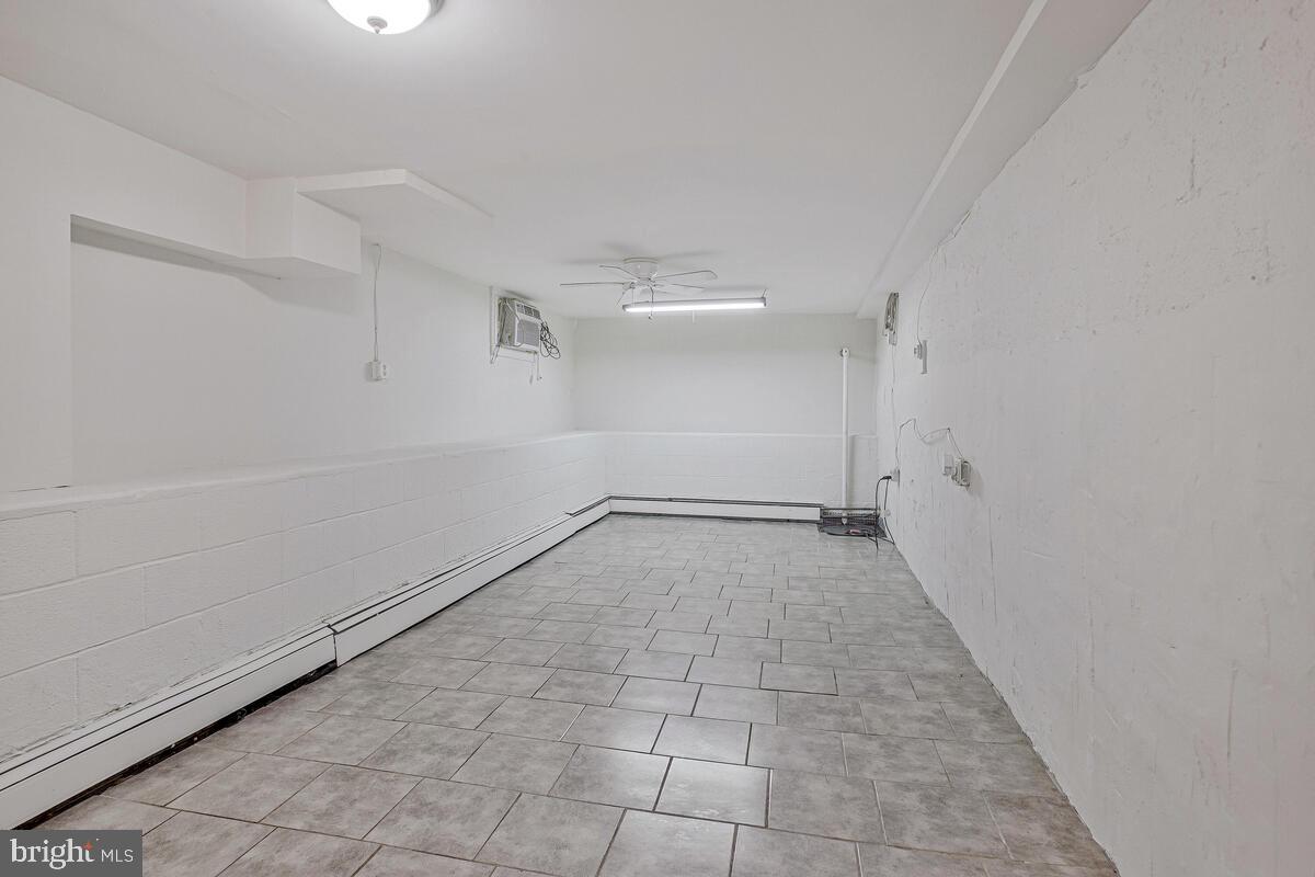 GREEN HILL PARK - Residential