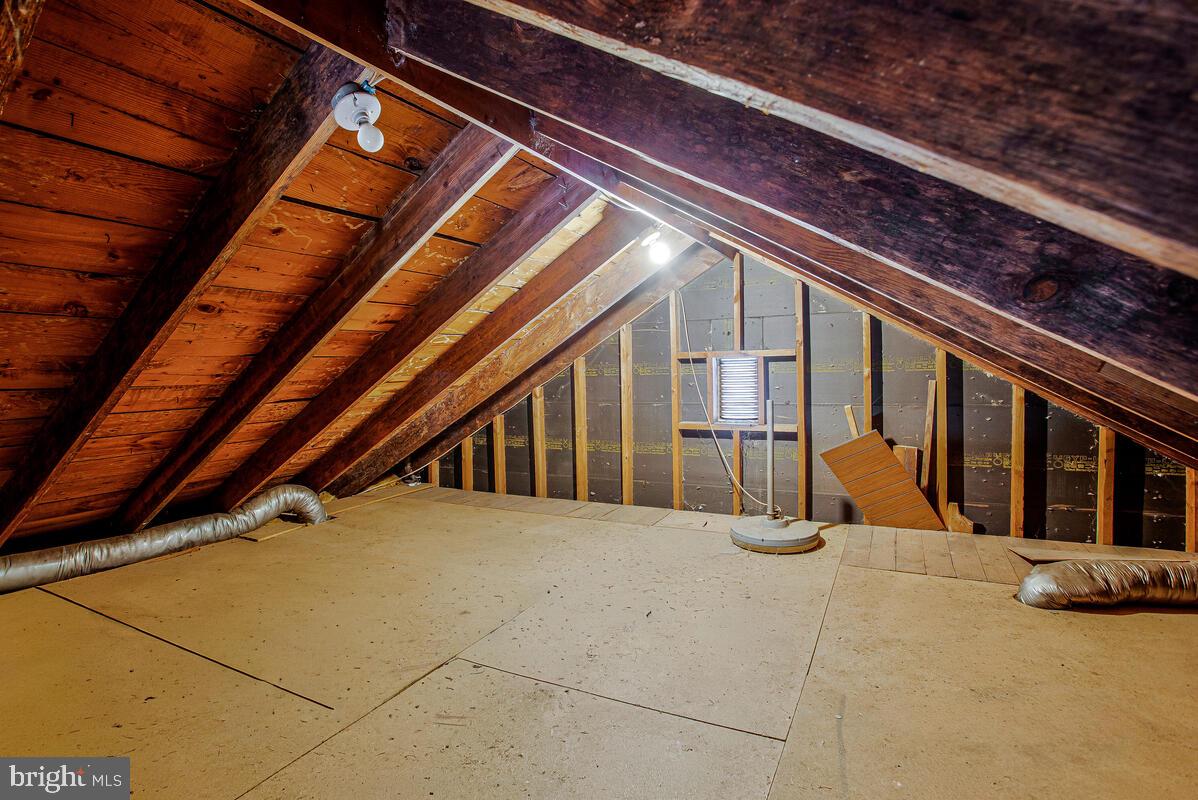 GREEN HILL PARK - Residential