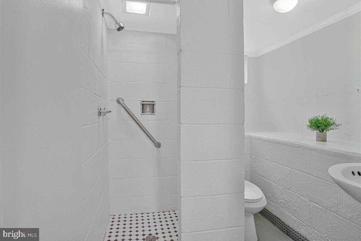 GREEN HILL PARK - Residential