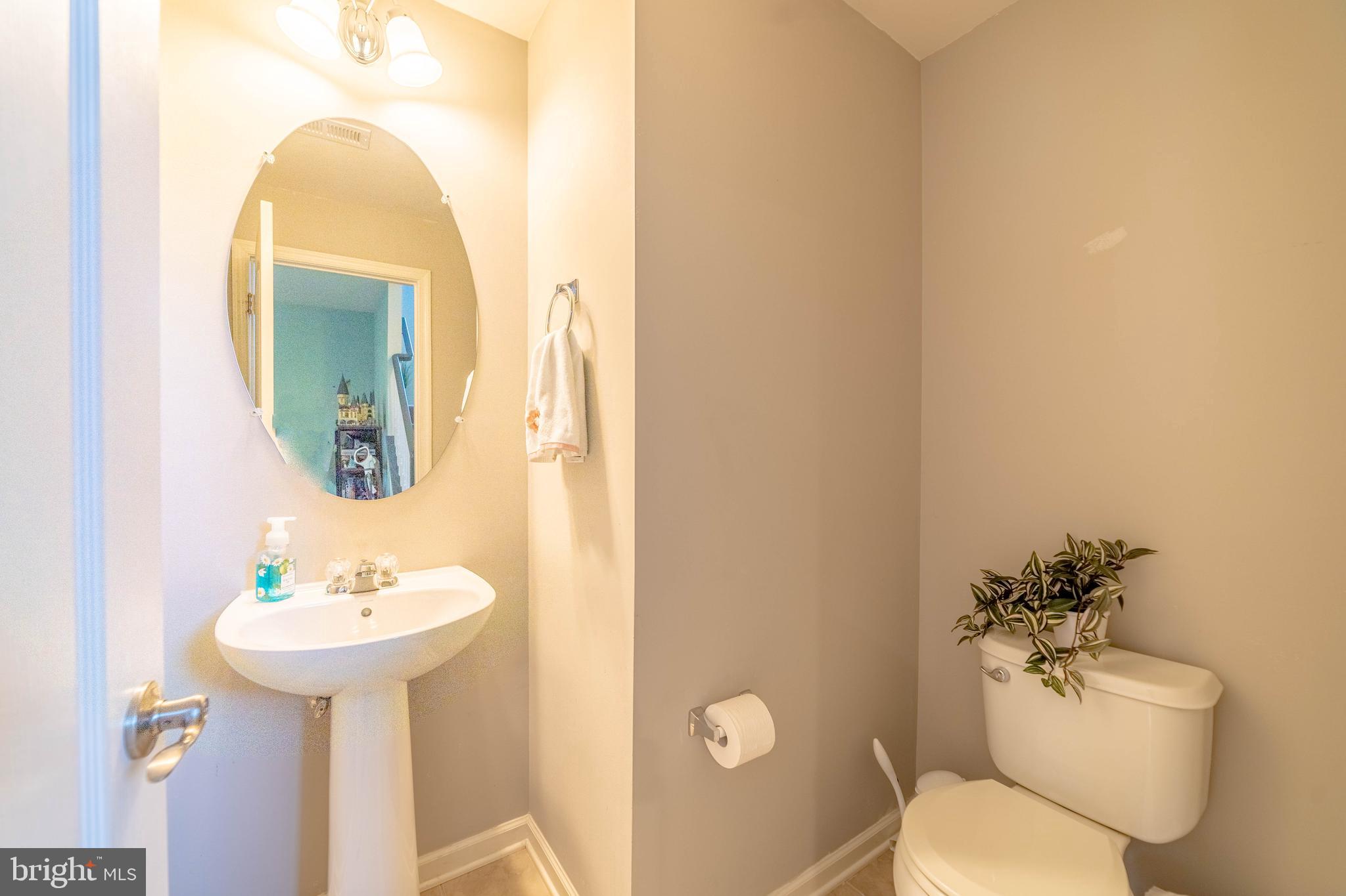 COLONIAL FORGE TOWNHOMES - Residential