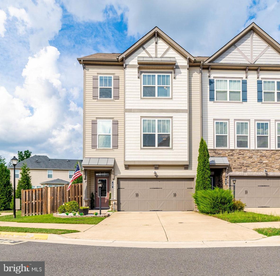 COLONIAL FORGE TOWNHOMES - Residential