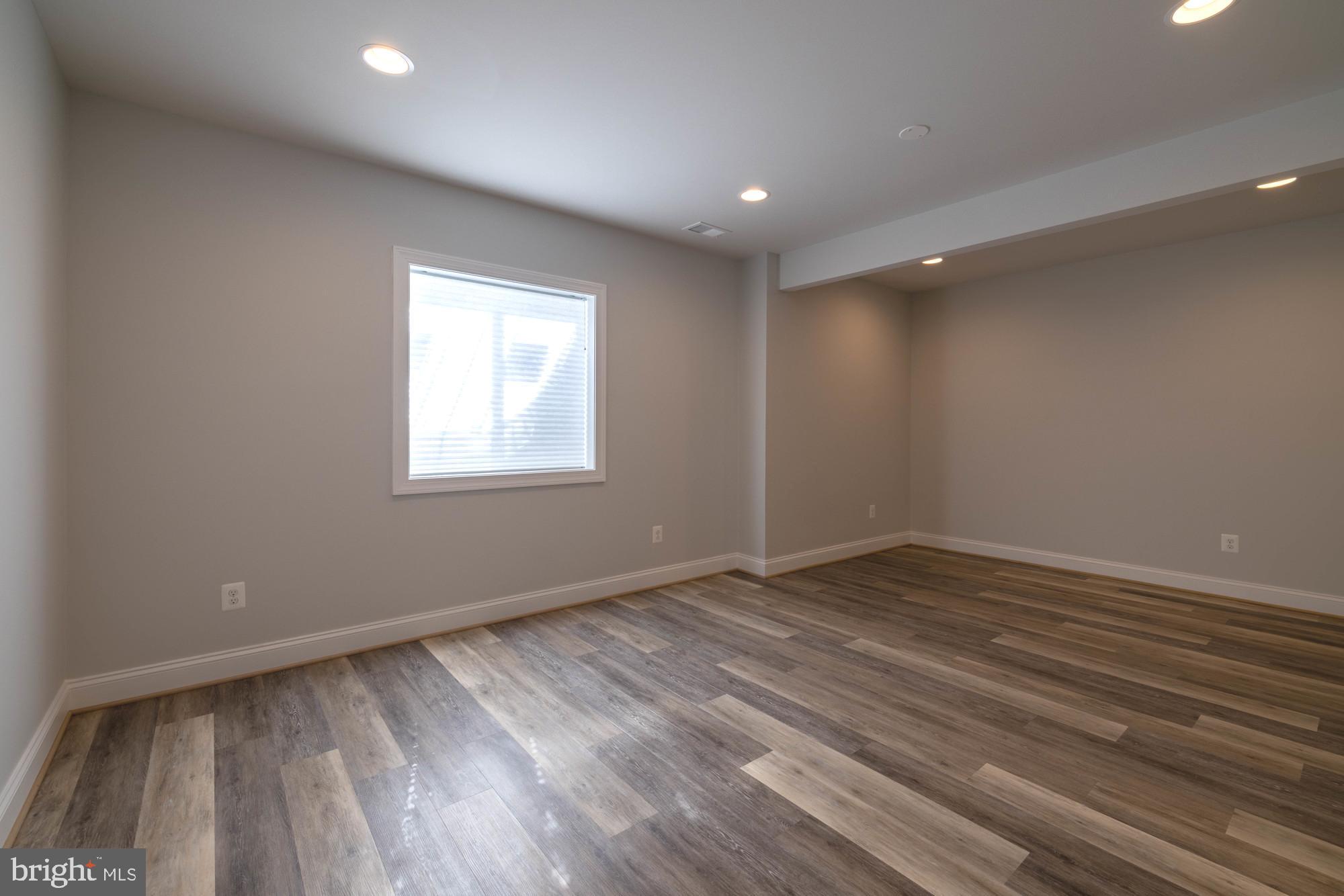 GRANT AT WILLOWSFORD - Residential