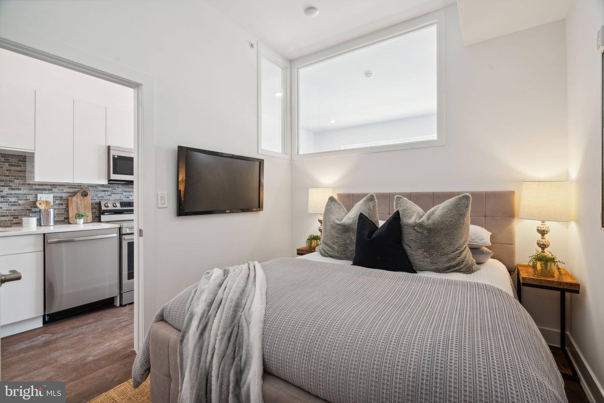 FRANCISVILLE - Residential Lease