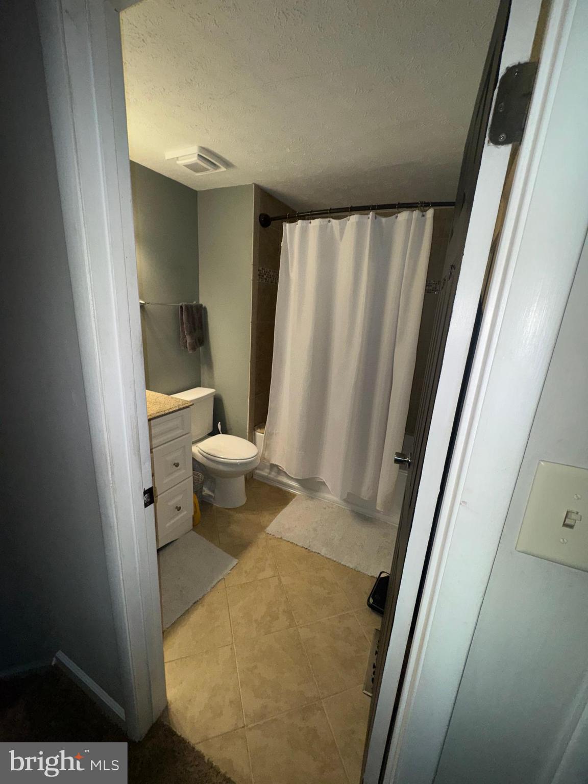 RUMSEY ISLAND - Residential