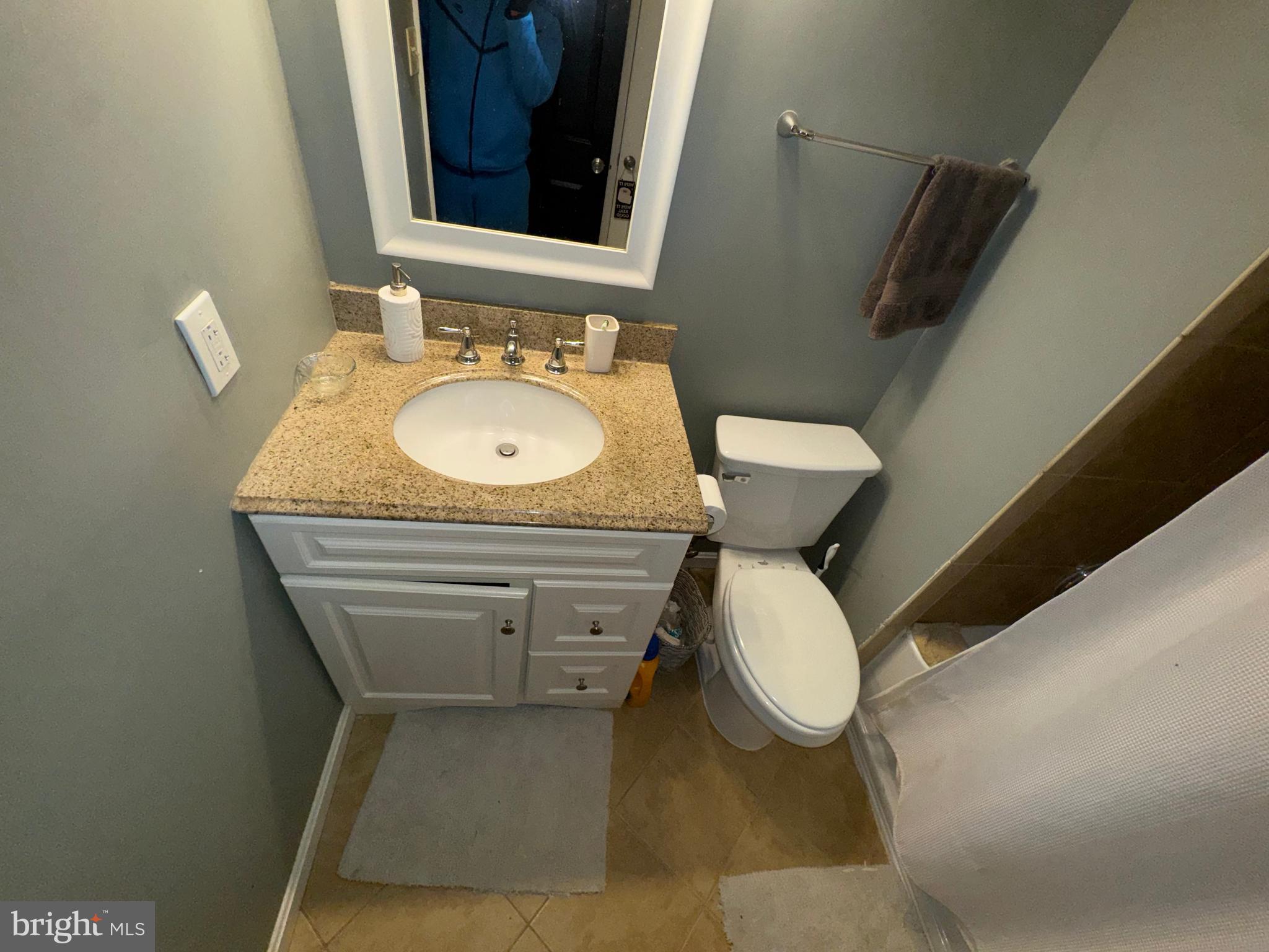 RUMSEY ISLAND - Residential