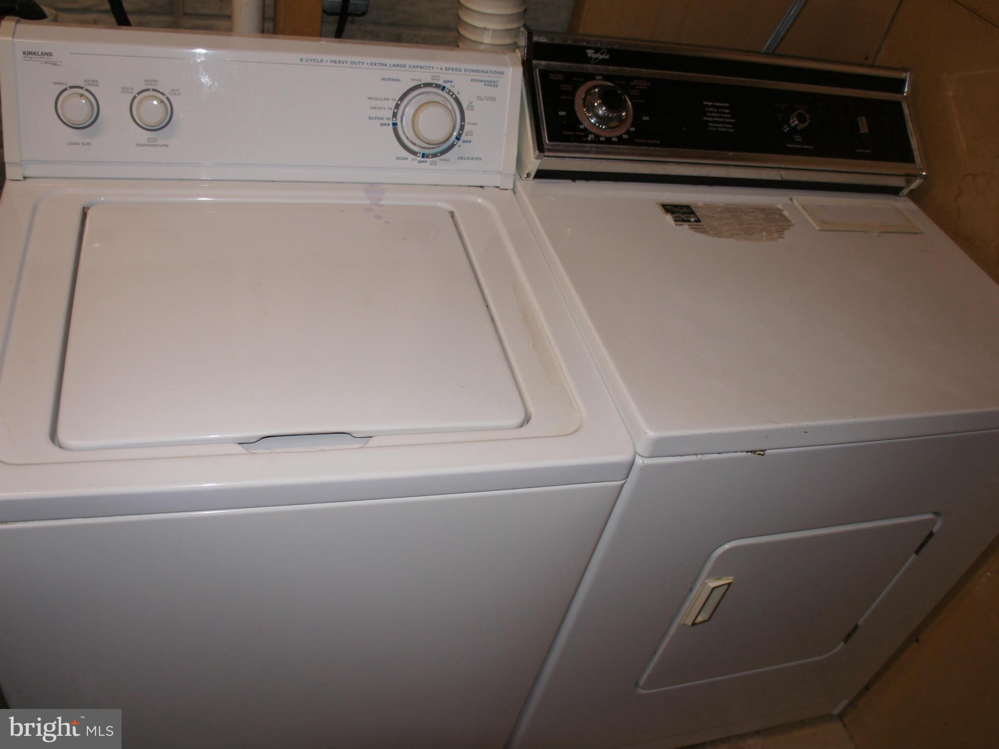 DEVONSHIRE TOWNHOMES - Residential