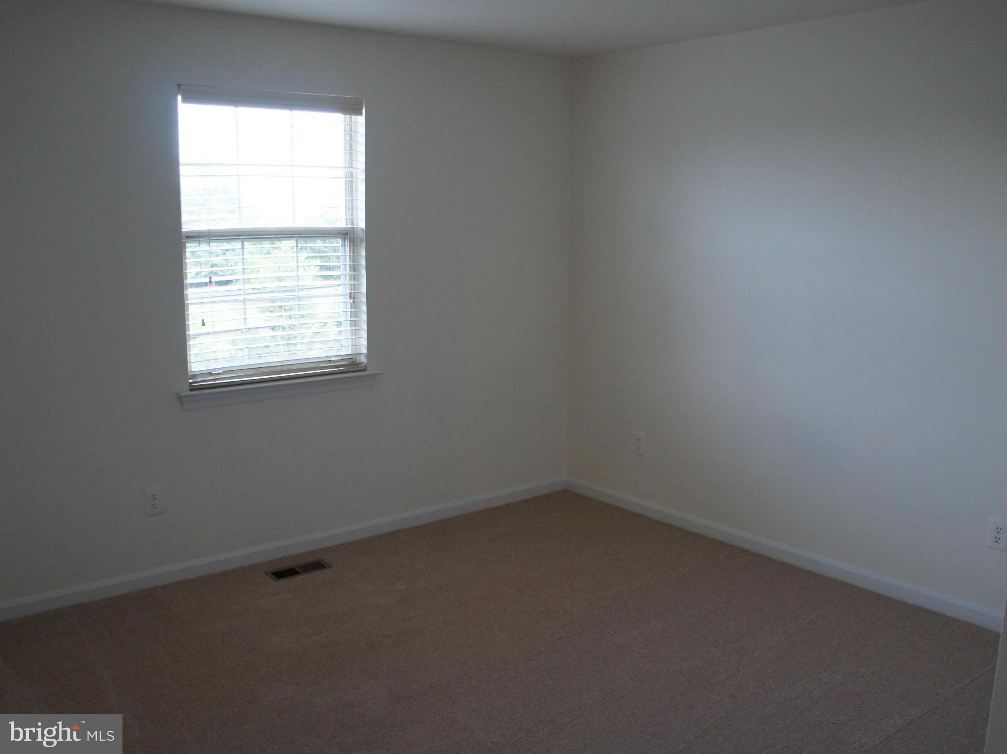 DEVONSHIRE TOWNHOMES - Residential