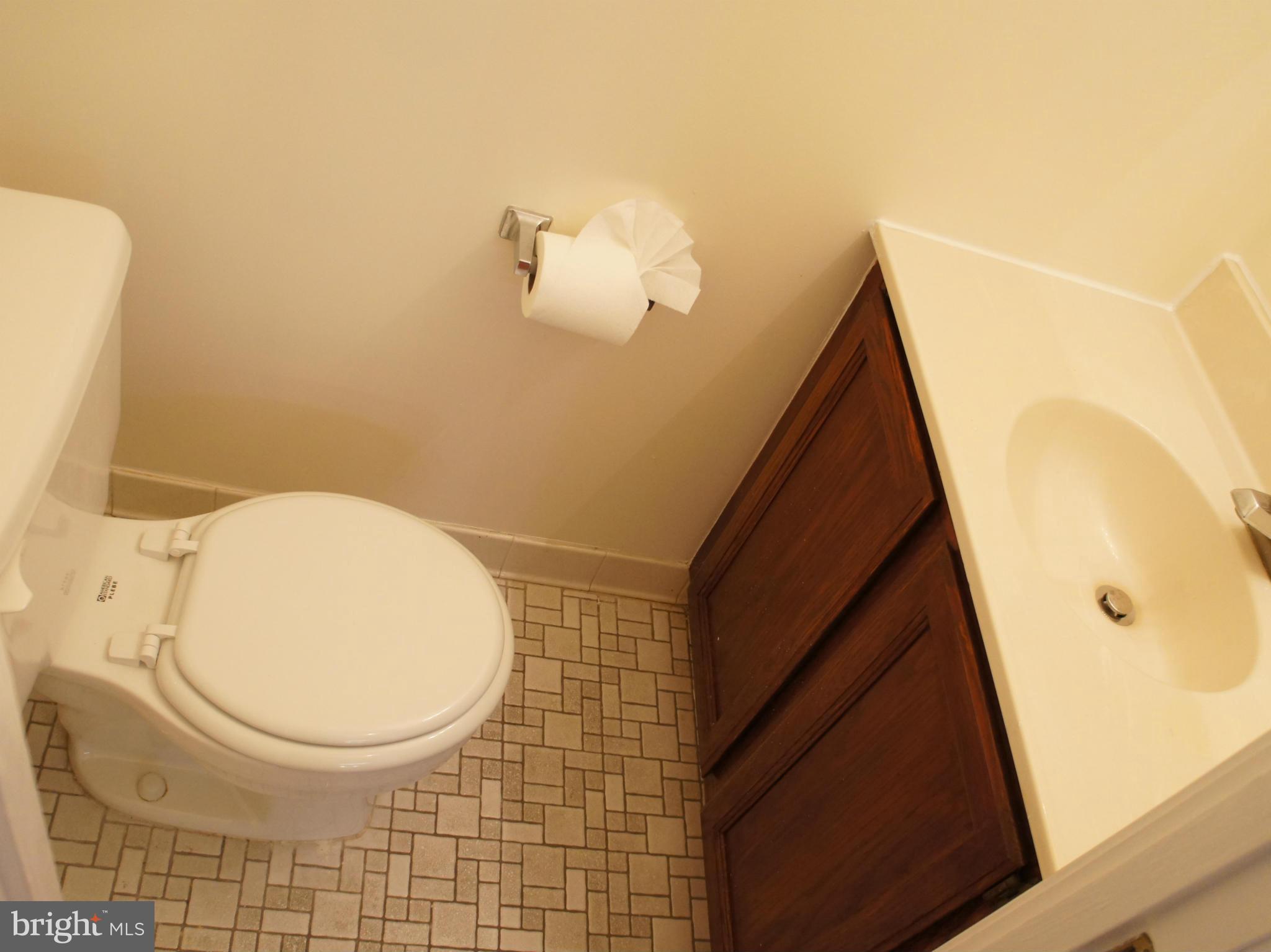 DEVONSHIRE TOWNHOMES - Residential