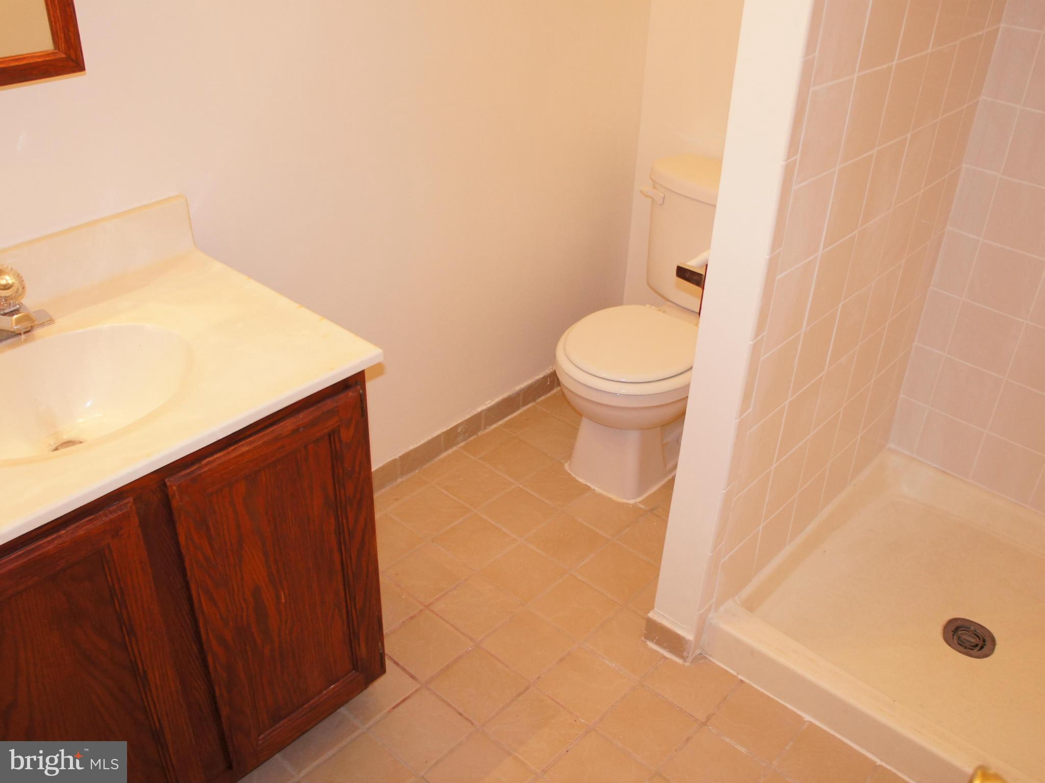 DEVONSHIRE TOWNHOMES - Residential