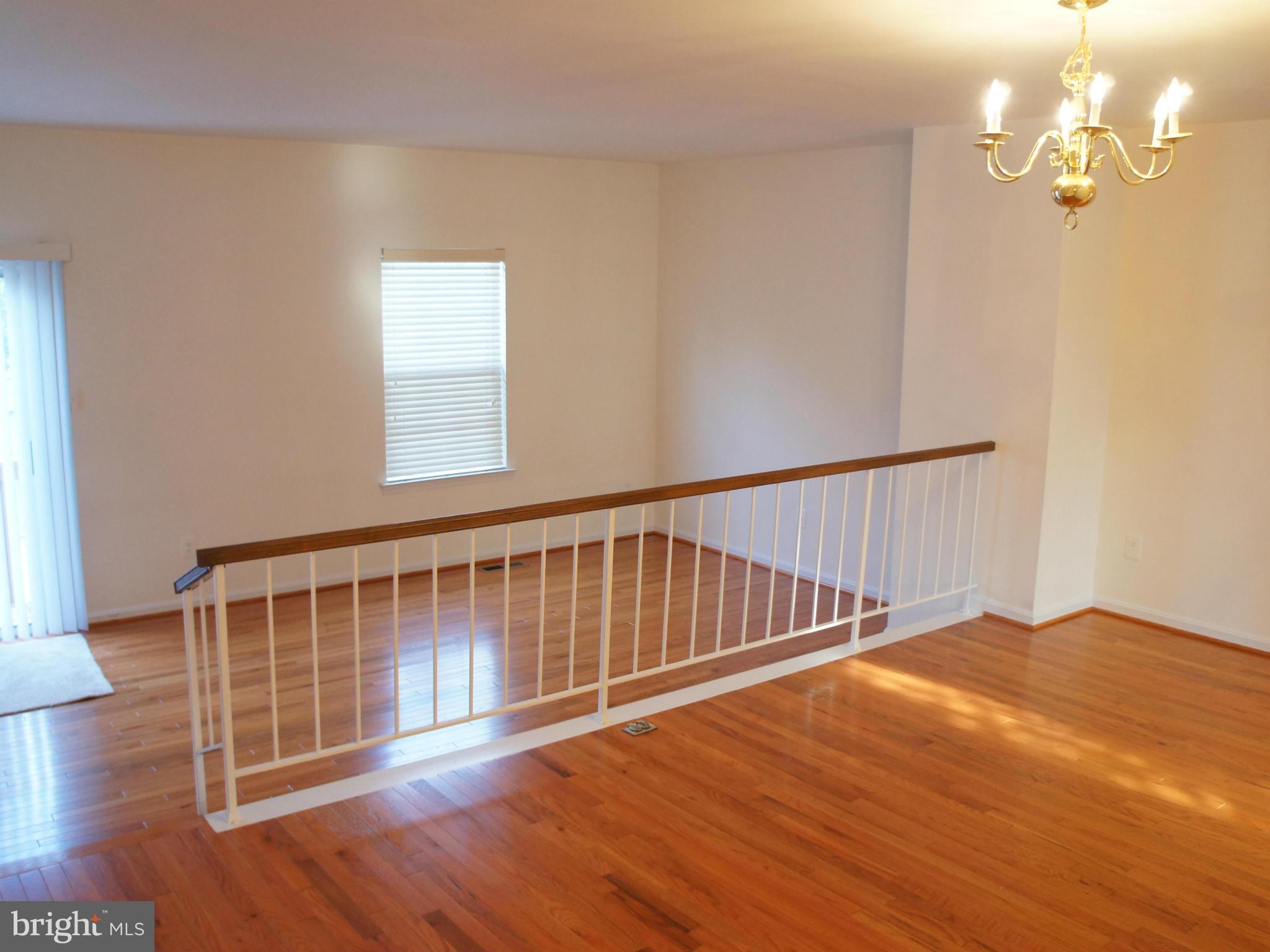 DEVONSHIRE TOWNHOMES - Residential