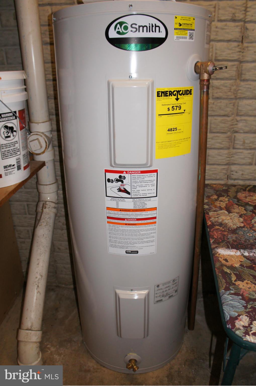 DEVONSHIRE TOWNHOMES - Residential