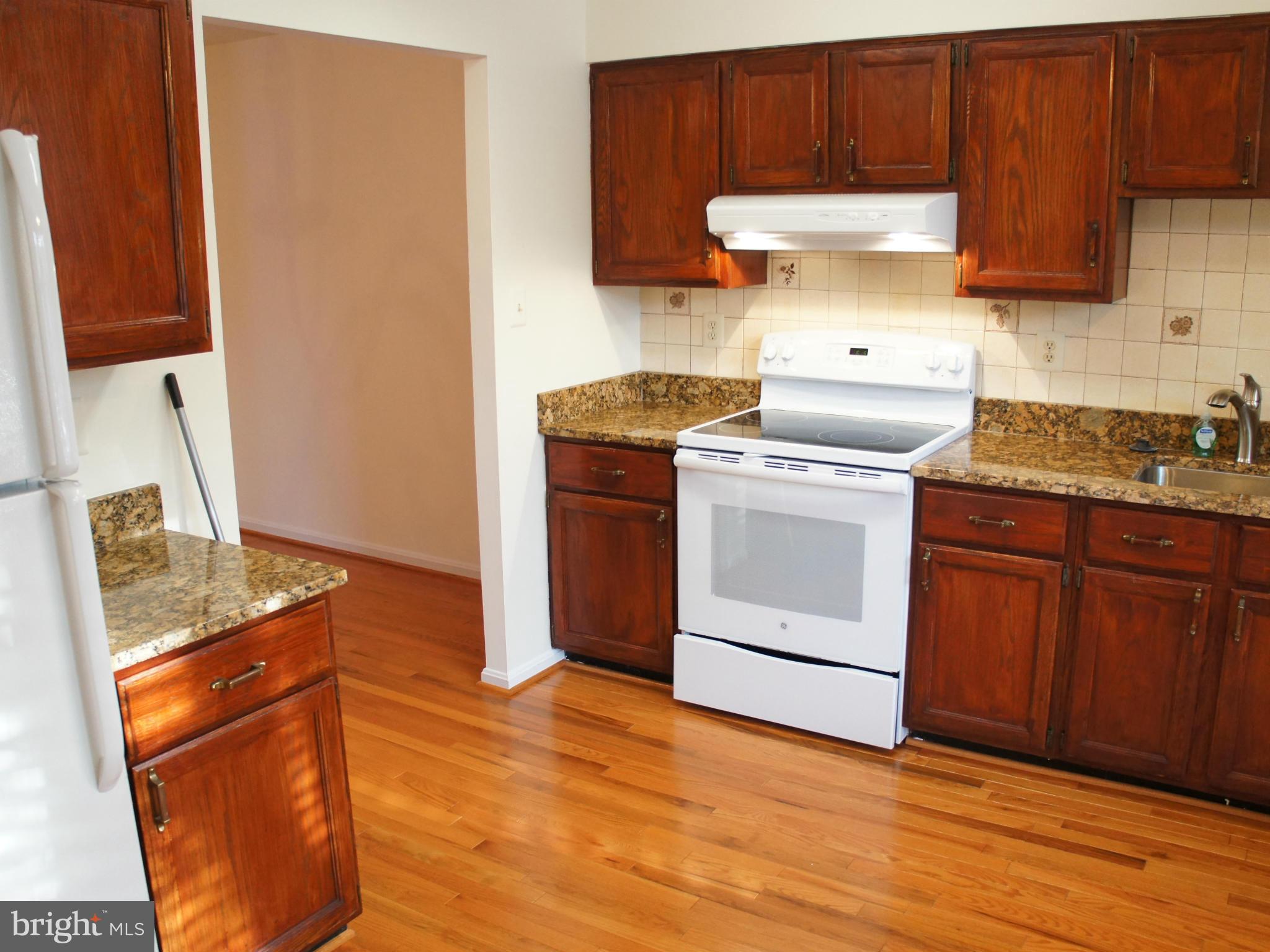 DEVONSHIRE TOWNHOMES - Residential