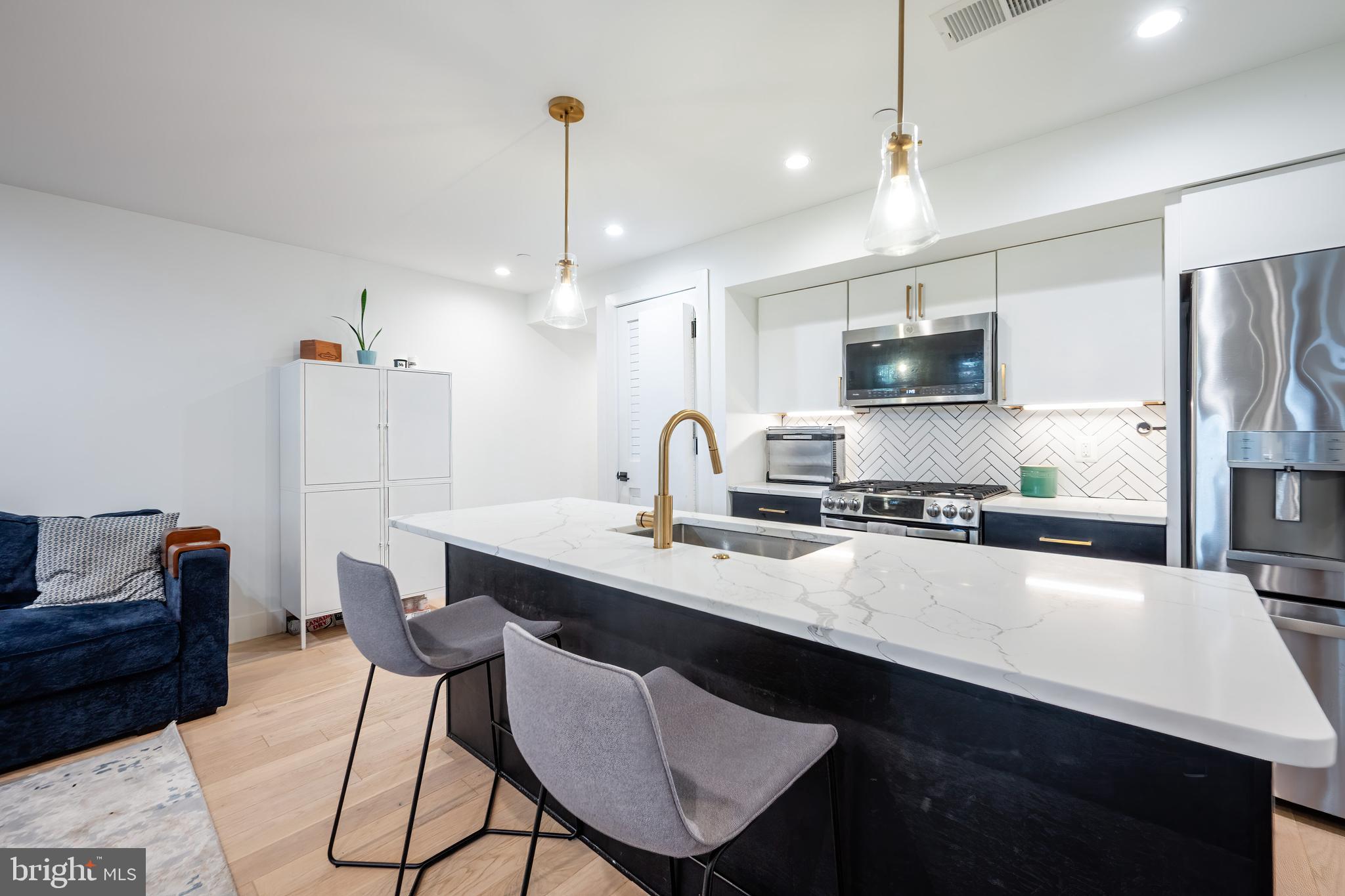 532 TAYLOR STREET NW 1