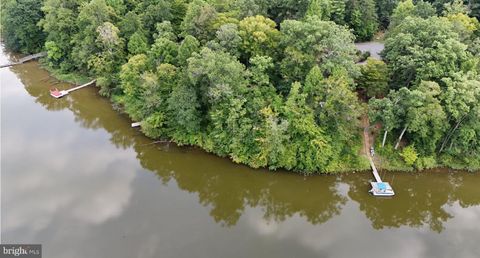 6170 TURKEY RUN COURT MANASSAS VA 20112