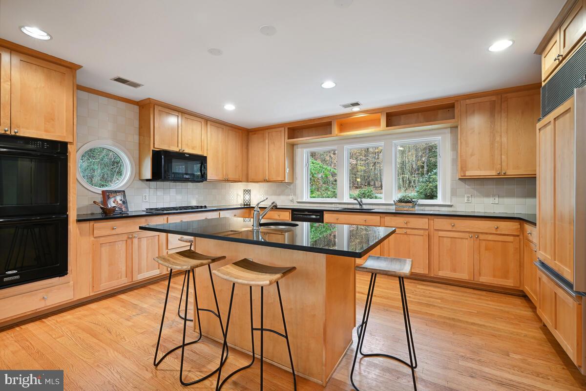 SPRINGBROOK FOREST - Residential