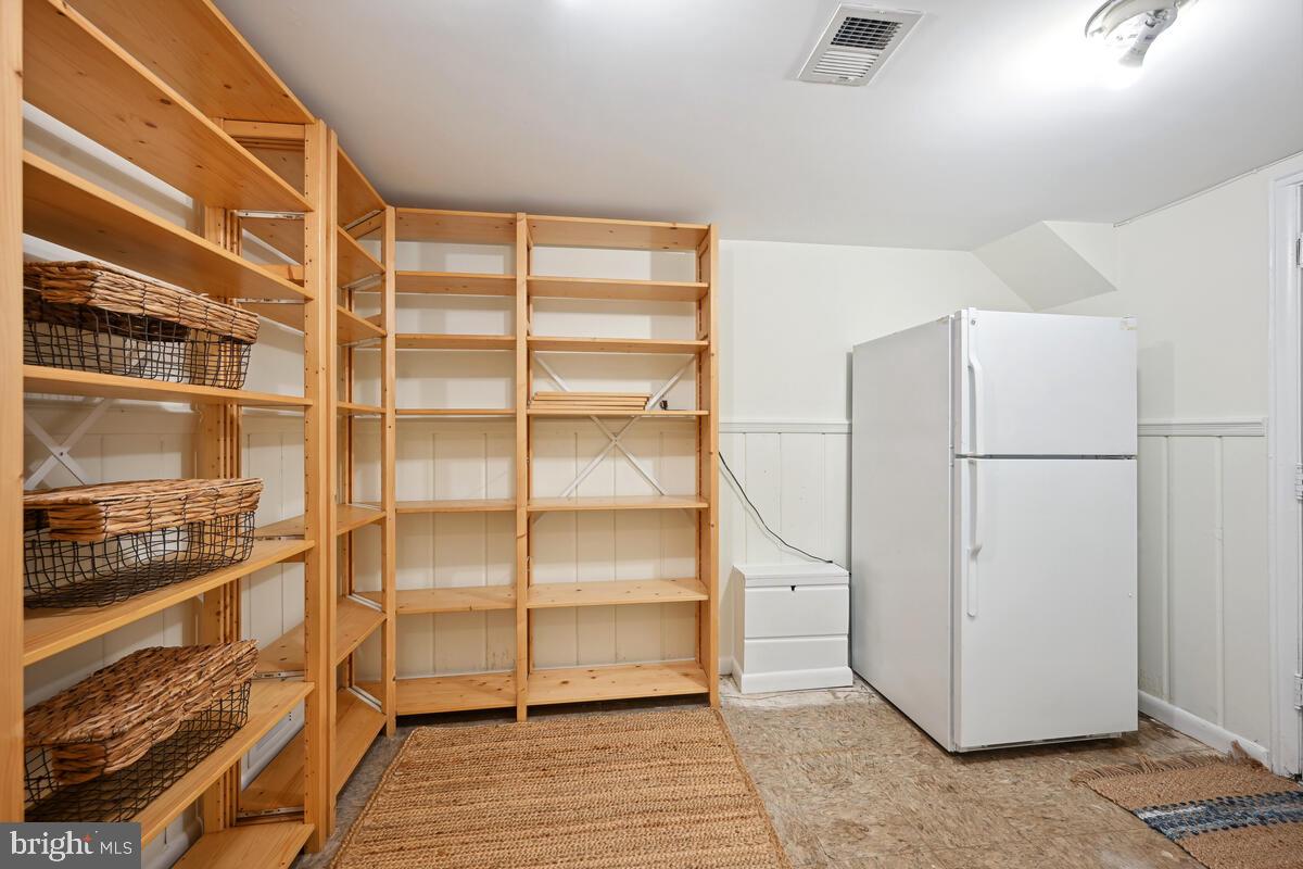 SPRINGBROOK FOREST - Residential