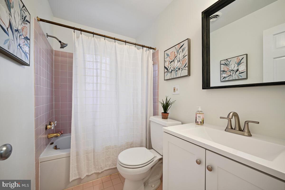 SPRINGBROOK FOREST - Residential