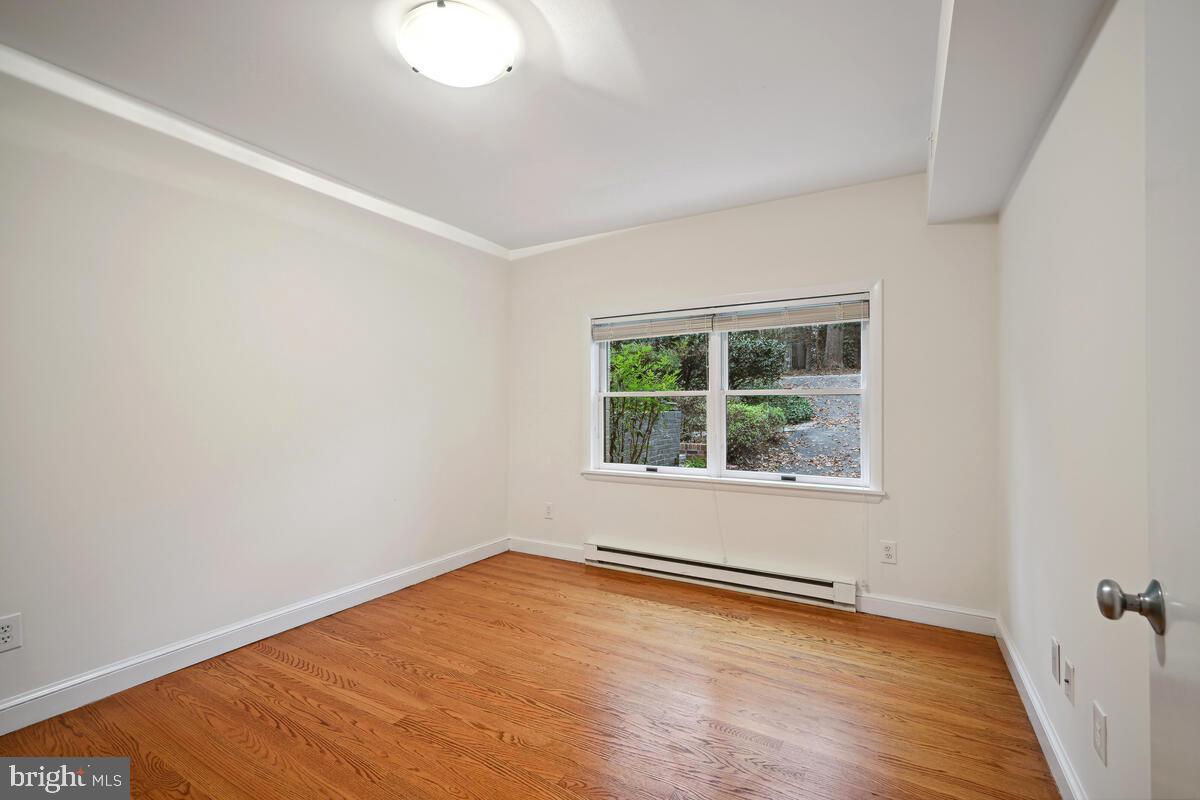 SPRINGBROOK FOREST - Residential