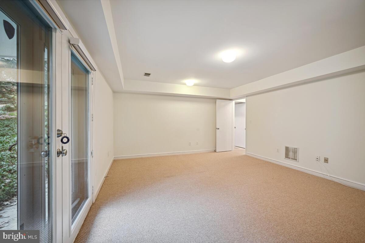 SPRINGBROOK FOREST - Residential