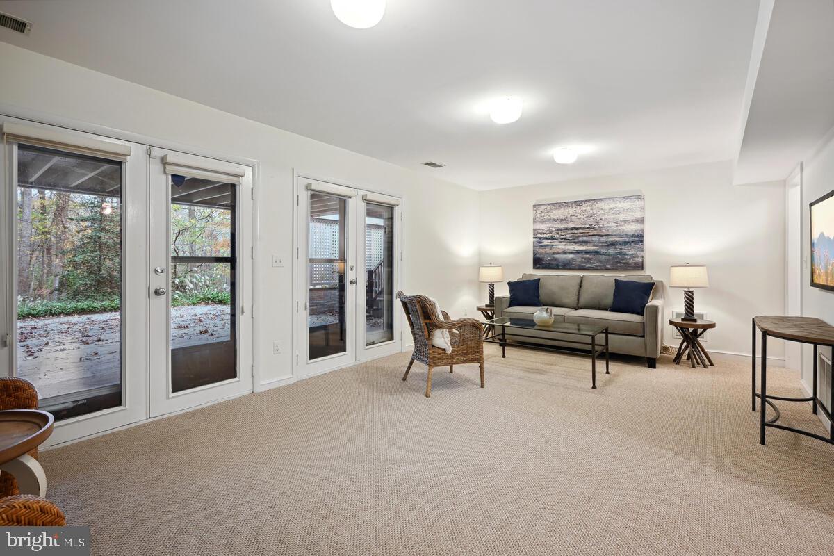 SPRINGBROOK FOREST - Residential