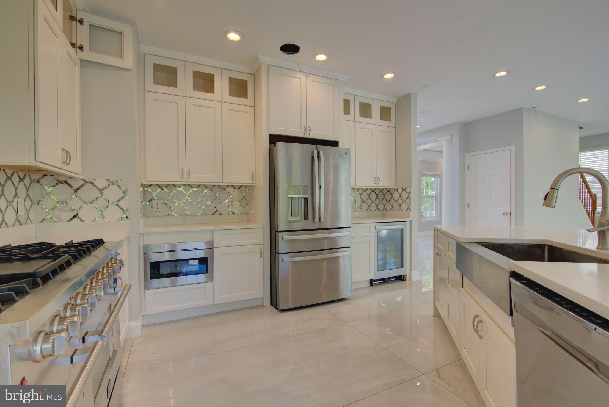 HIGHGROVE ESTATES - Residential