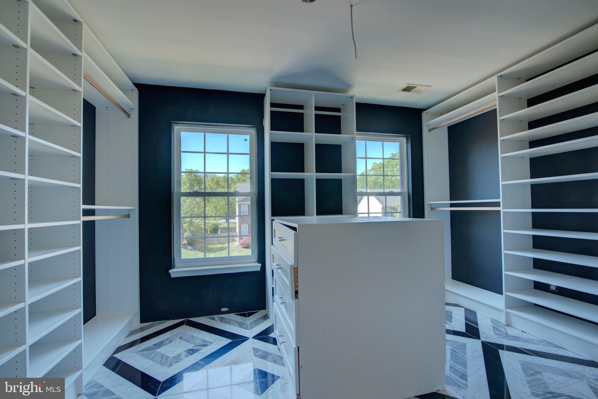 HIGHGROVE ESTATES - Residential