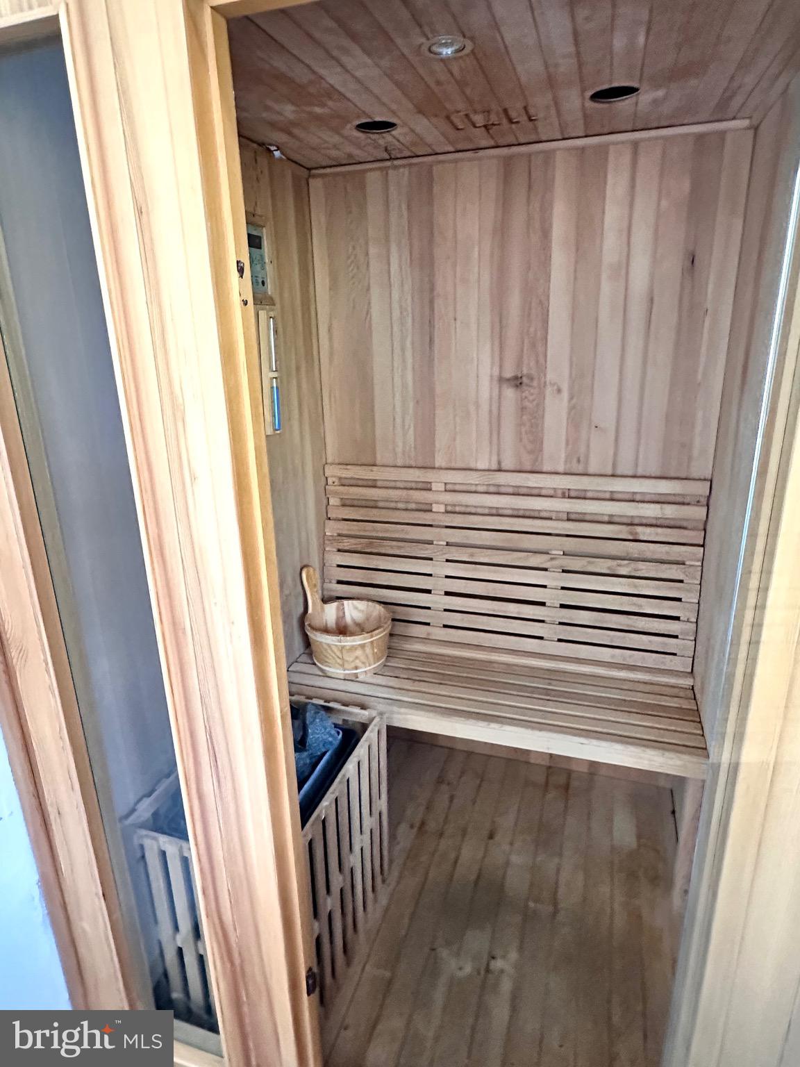 HIGHGROVE ESTATES - Residential