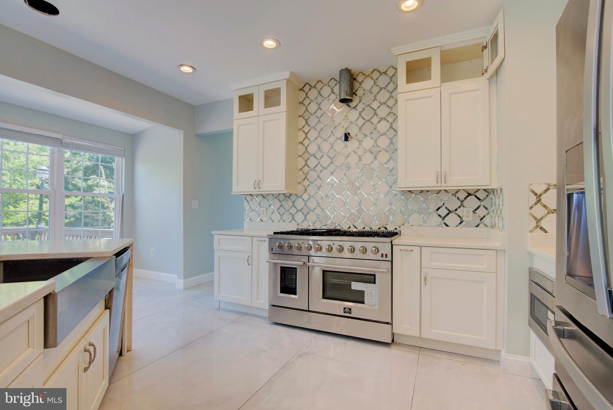 HIGHGROVE ESTATES - Residential