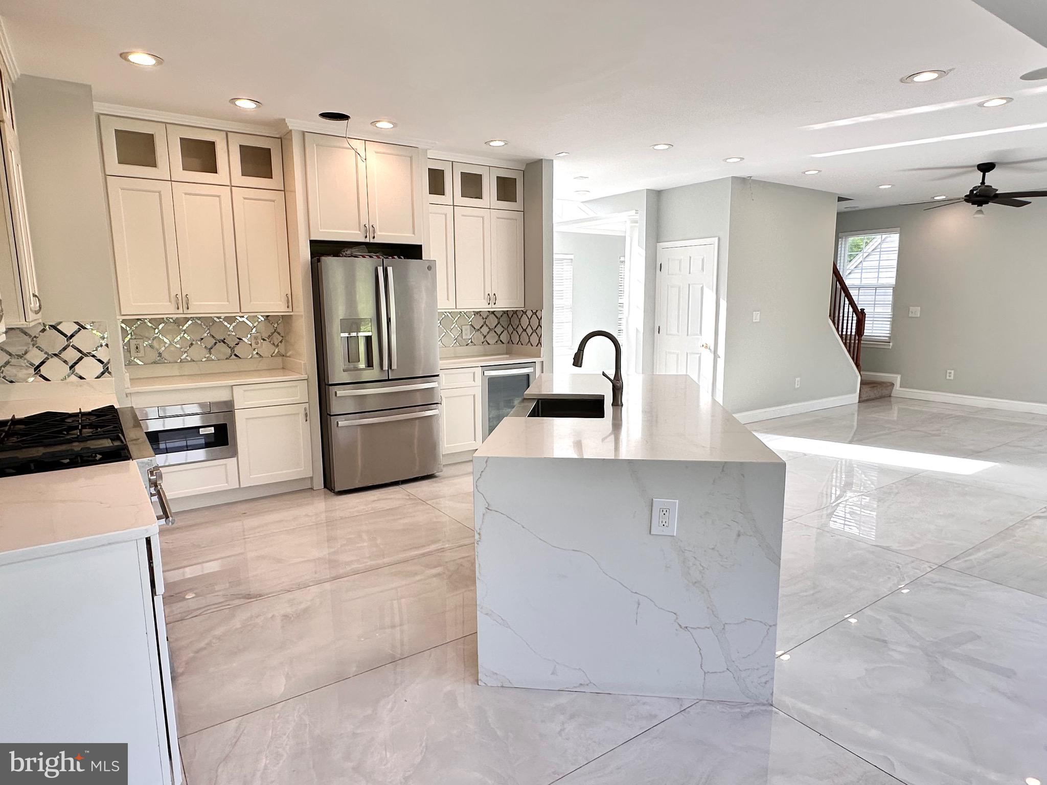 6137 DEER RIDGE TRAIL